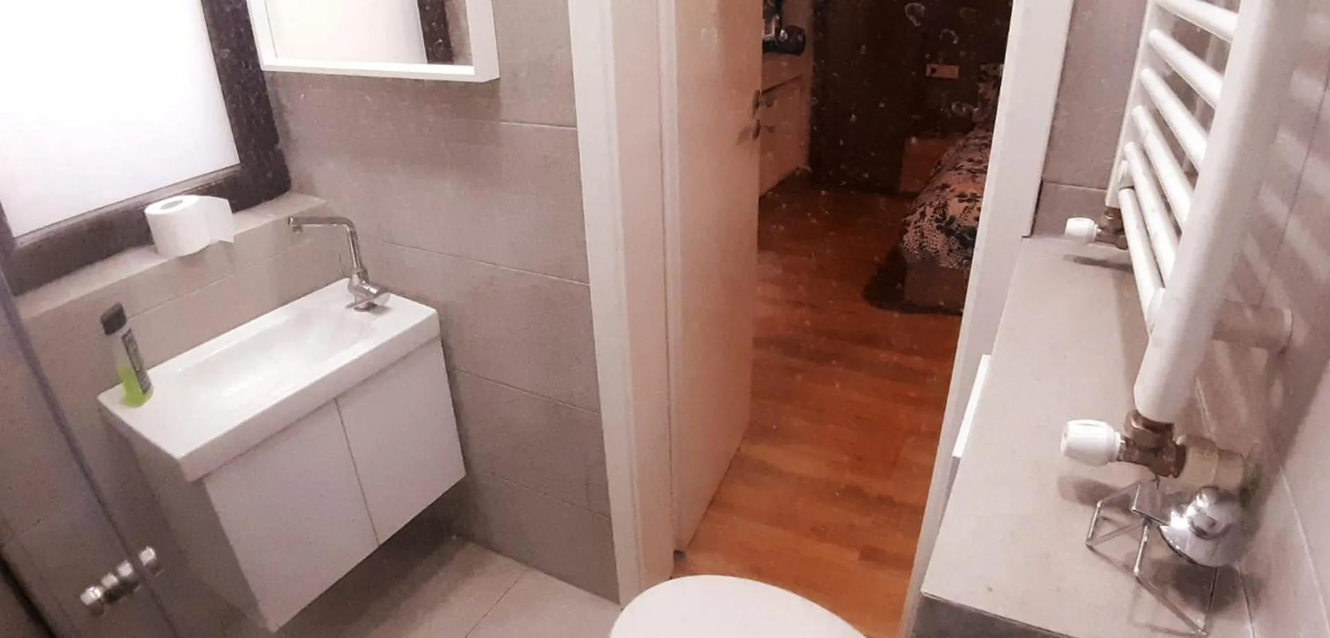 Dacia 22 Rooms 부쿠레슈티 아파트